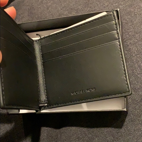 Michael kors - Picture 2 of 5